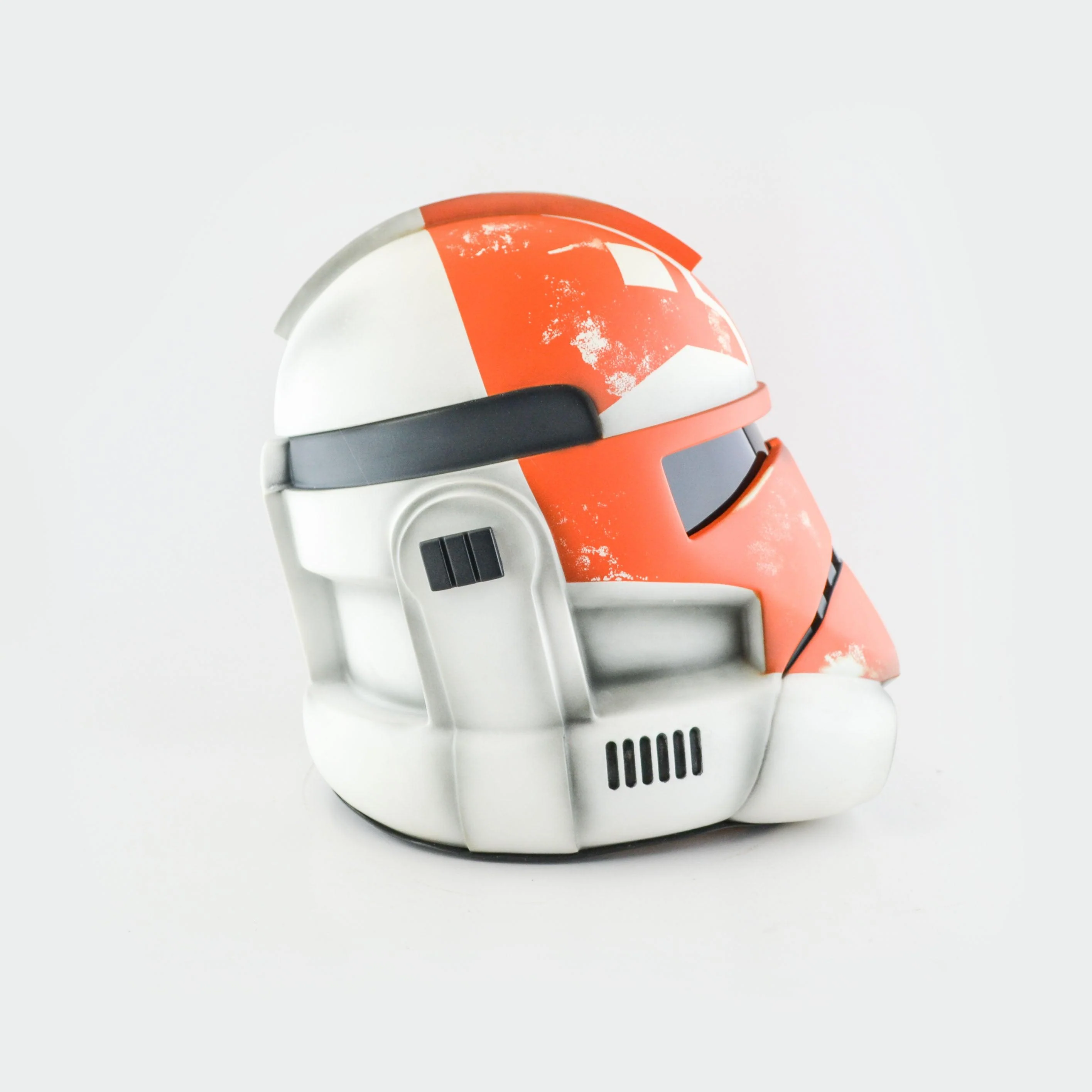 Clone 2 Animated - Ahsoka Cracked Helmet - Image 6