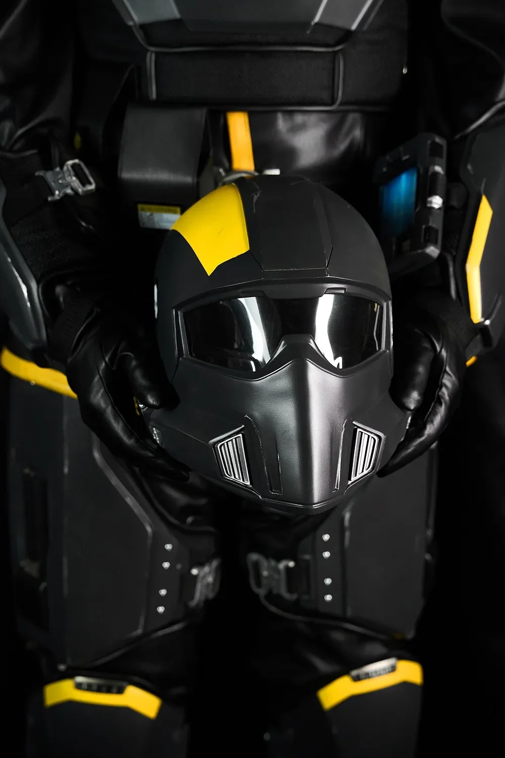Helldivers B-01 Tactical Helmet - Right Line - Image 12