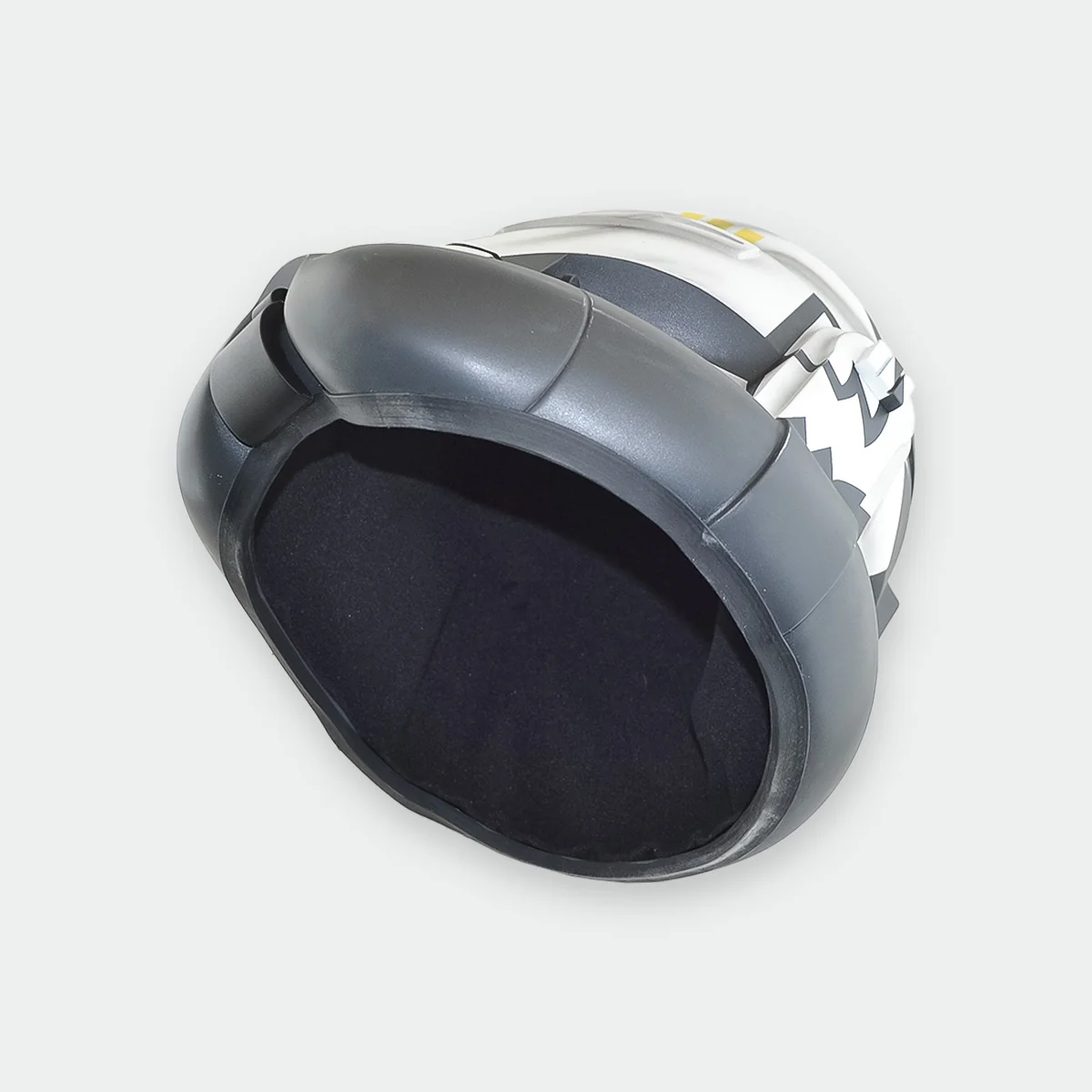 Commander Wolffee Helmet Dark - Image 7