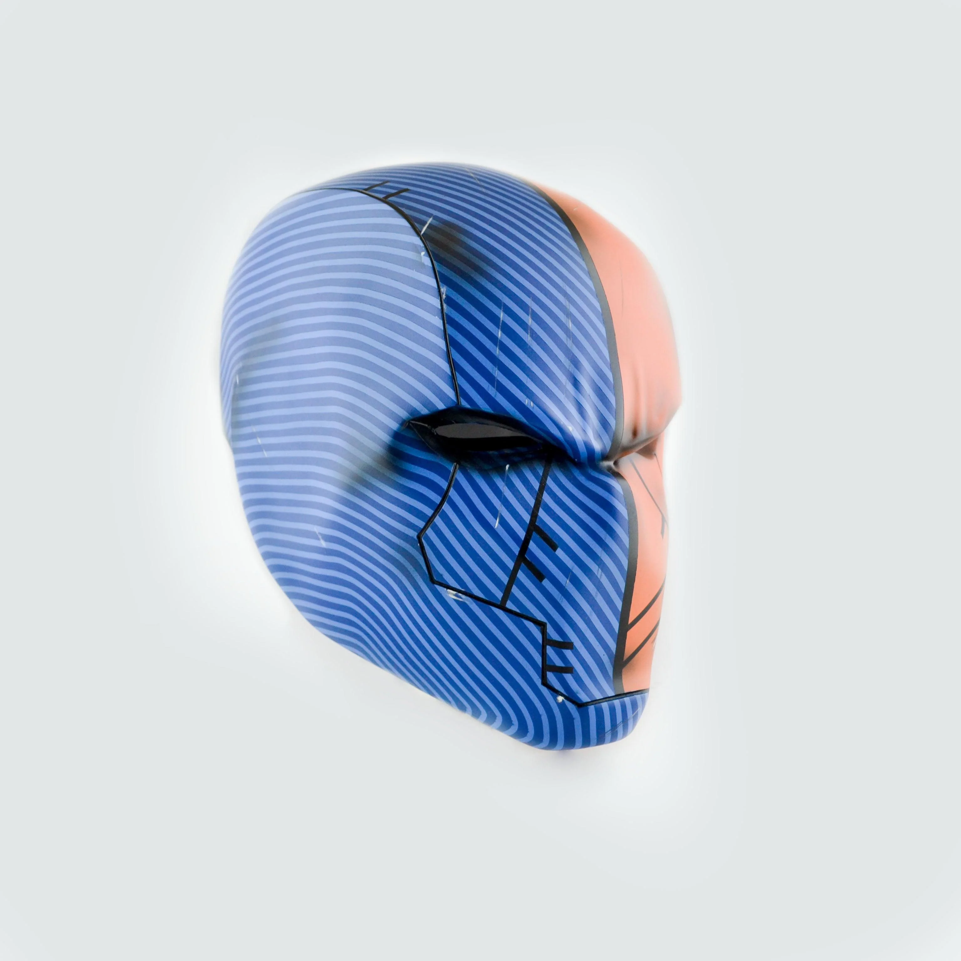 Red Hood - Deathstroke Helmet with LED - Image 8