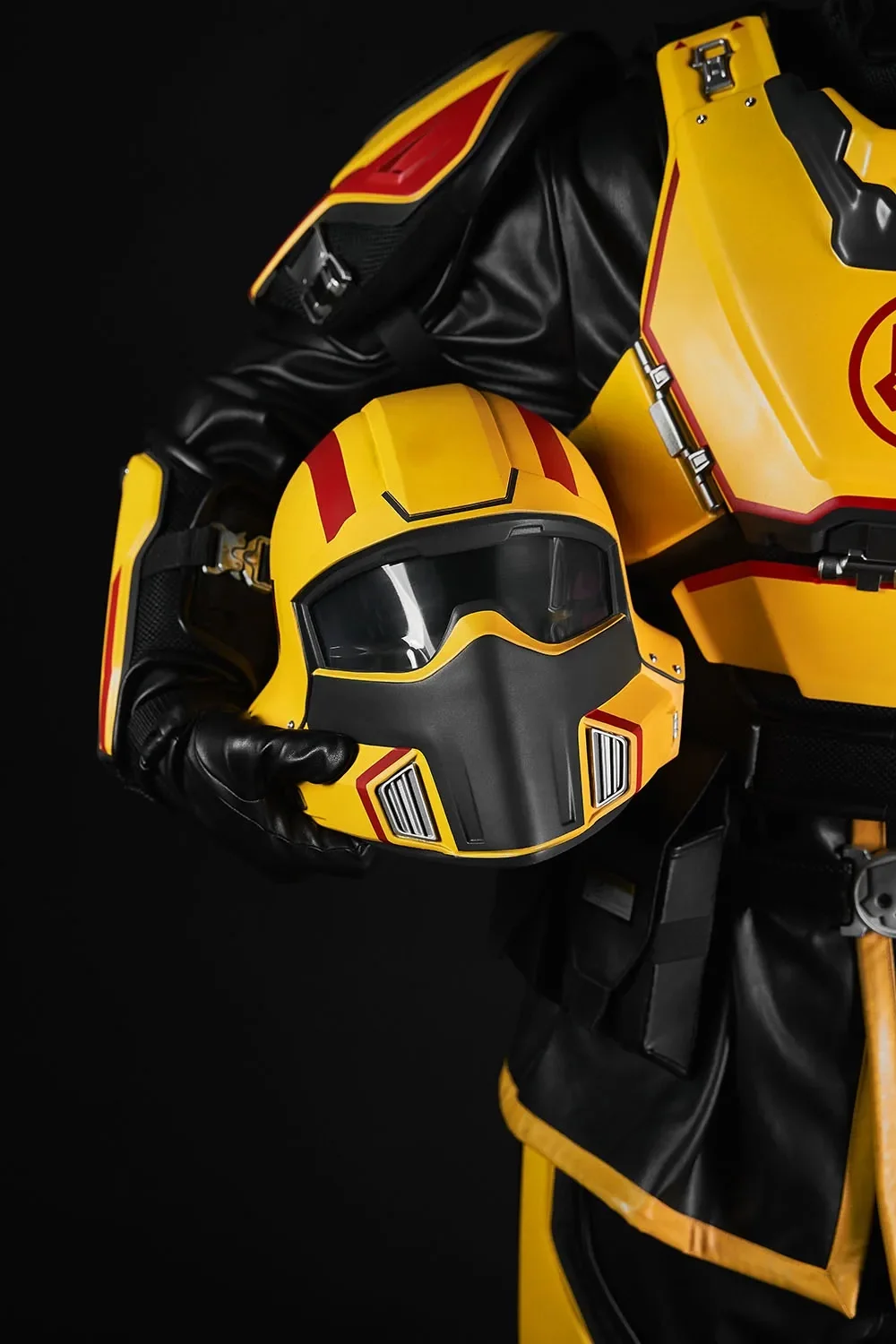 Helldivers 2 Chaosdiver Gold Eagle Cosplay Costume - Image 13