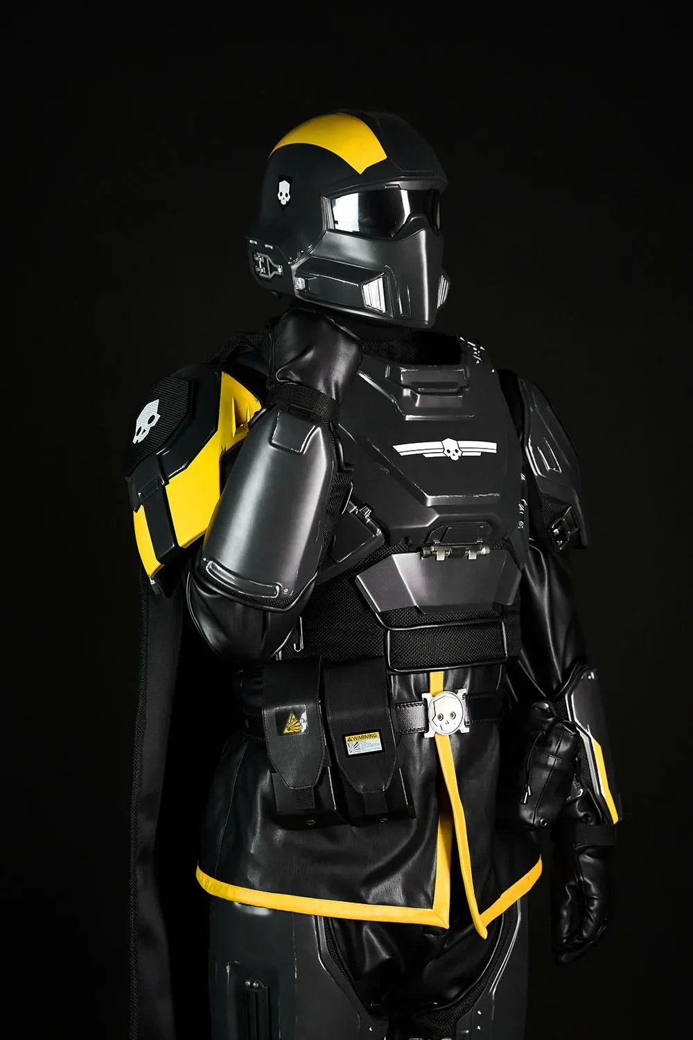 Helldivers B-01 Cosplay Costume - Right Line - Image 4