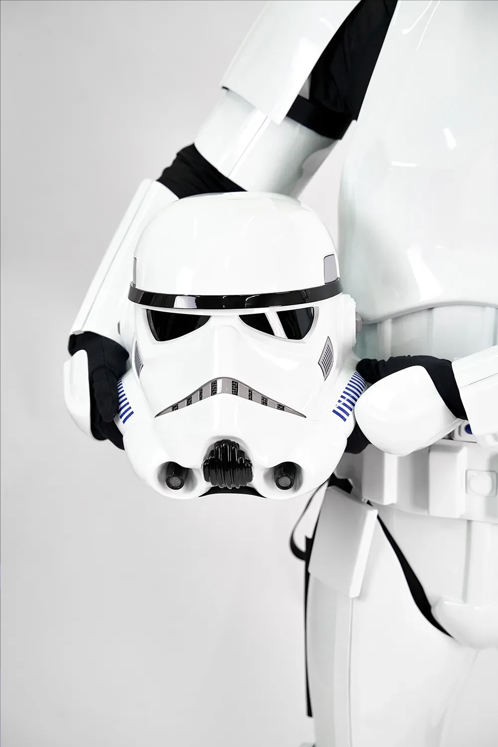 Imperial Stormtrooper Cosplay Armor Costume - Image 11