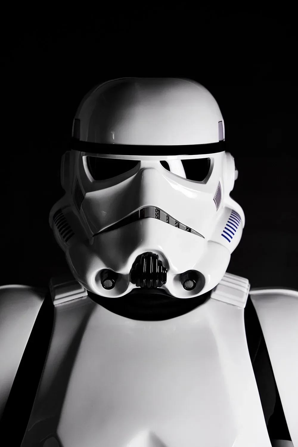 Imperial Stormtrooper Cosplay Armor Costume - Image 14
