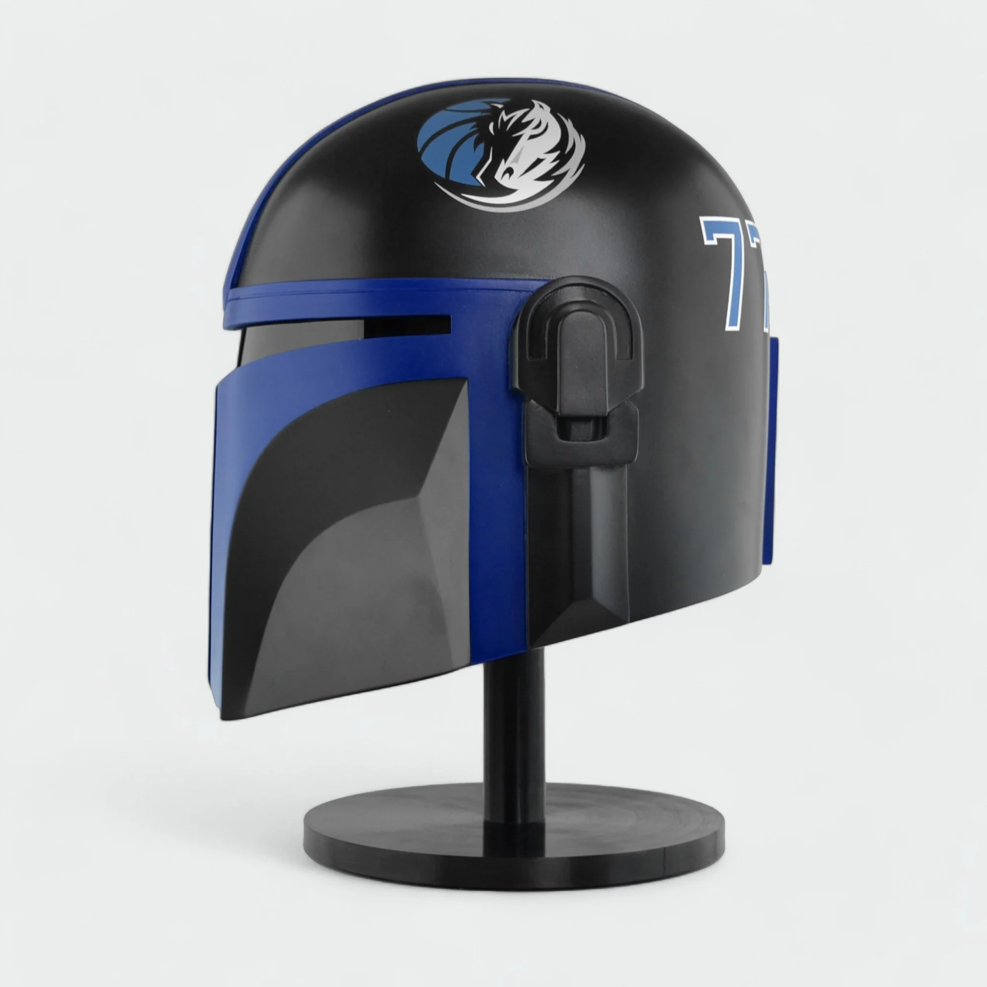 Mandalorian Dallas Mavericks Helmet - Image 4