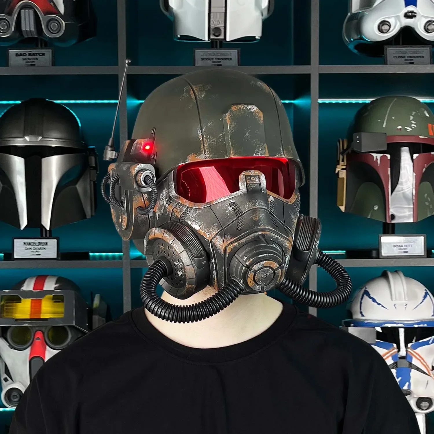 NCR Elite Riot Gear Realistic Helmet - Image 2