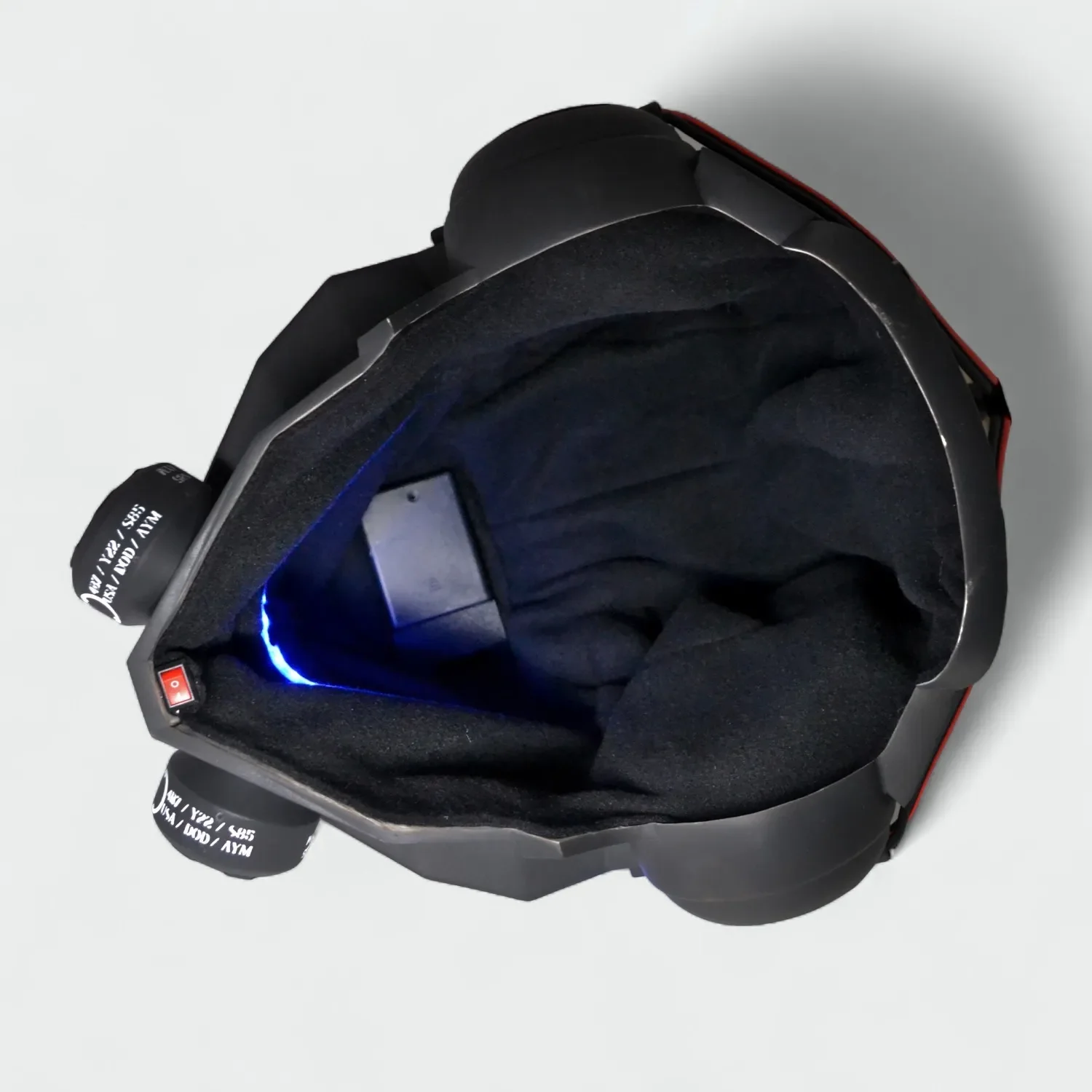 Titanfall 2 Pulse Blade Pilot Helmet - Image 17