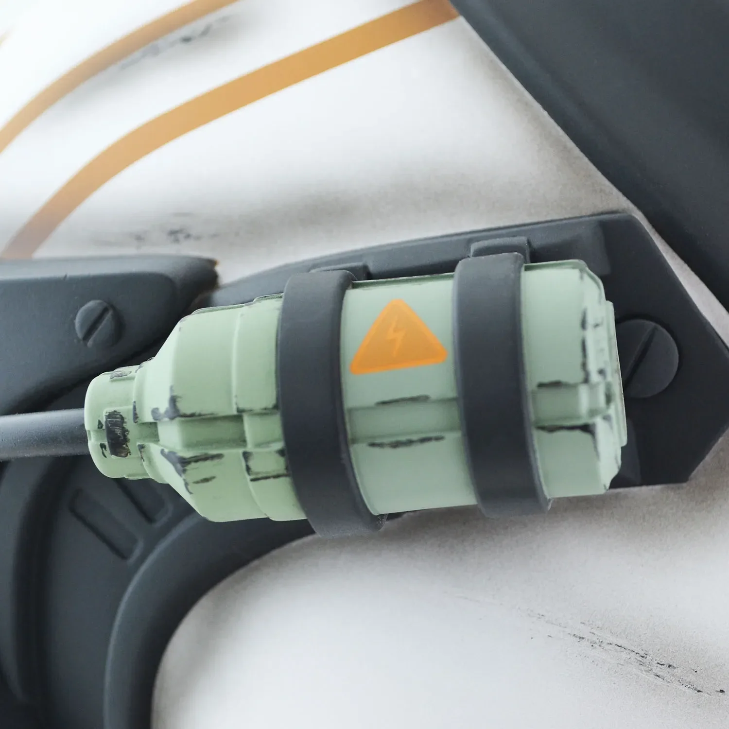 Titanfall 2 Viper Pilot Damage Helmet - Image 23