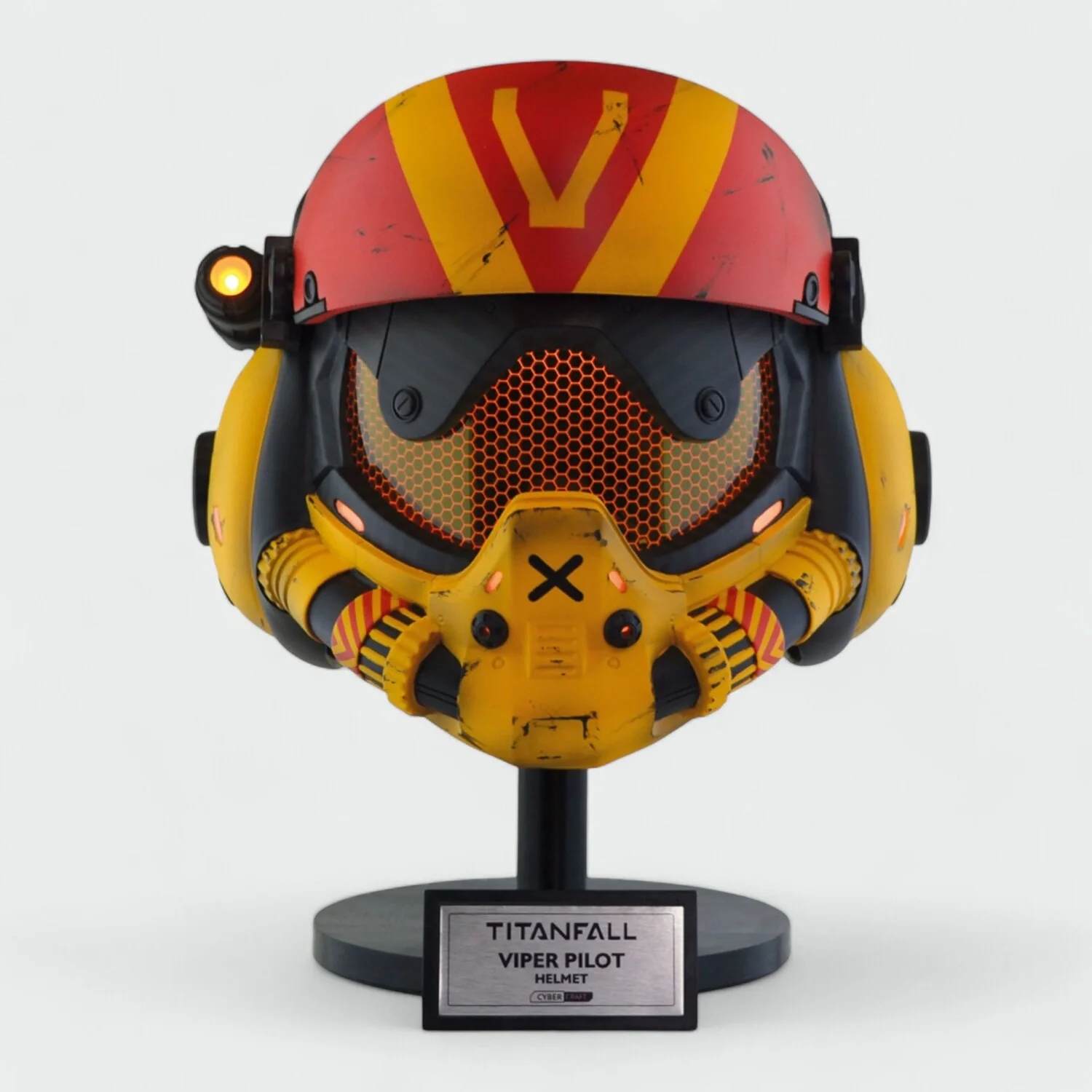 Titanfall 2 Viper Valkyrie Damaged Helmet - Image 3