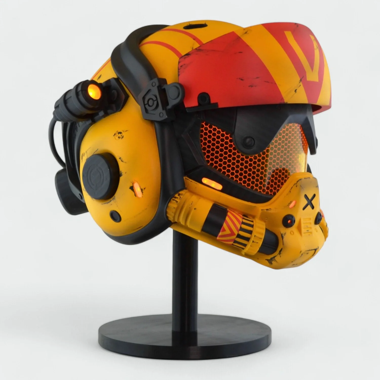 Titanfall 2 Viper Valkyrie Damaged Helmet - Image 4