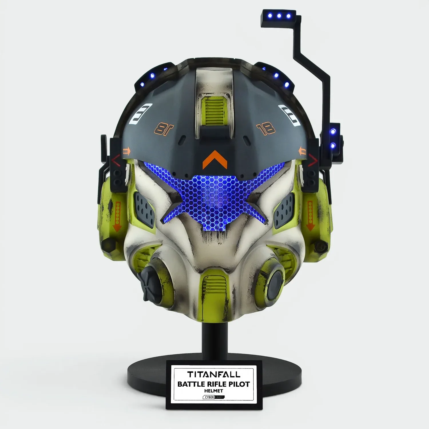 Titanfall Battle Rifle Pilot Classic Helmet - Image 3