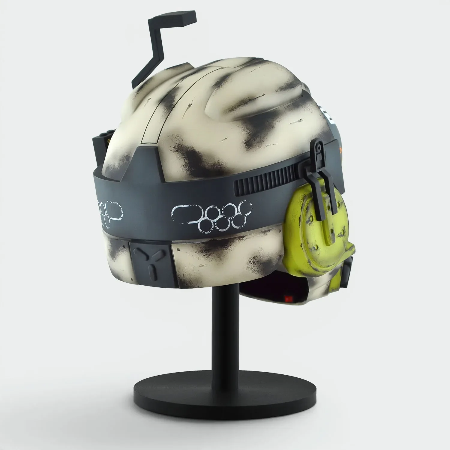 Titanfall Battle Rifle Pilot Classic Helmet - Image 6